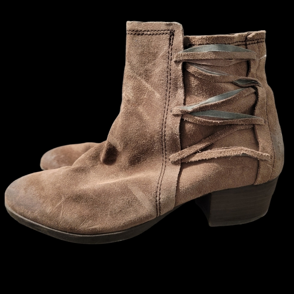 Crown Vintage Womens Brown Suede Almond Toe Straps Pull On Ankle Booties Size 7M